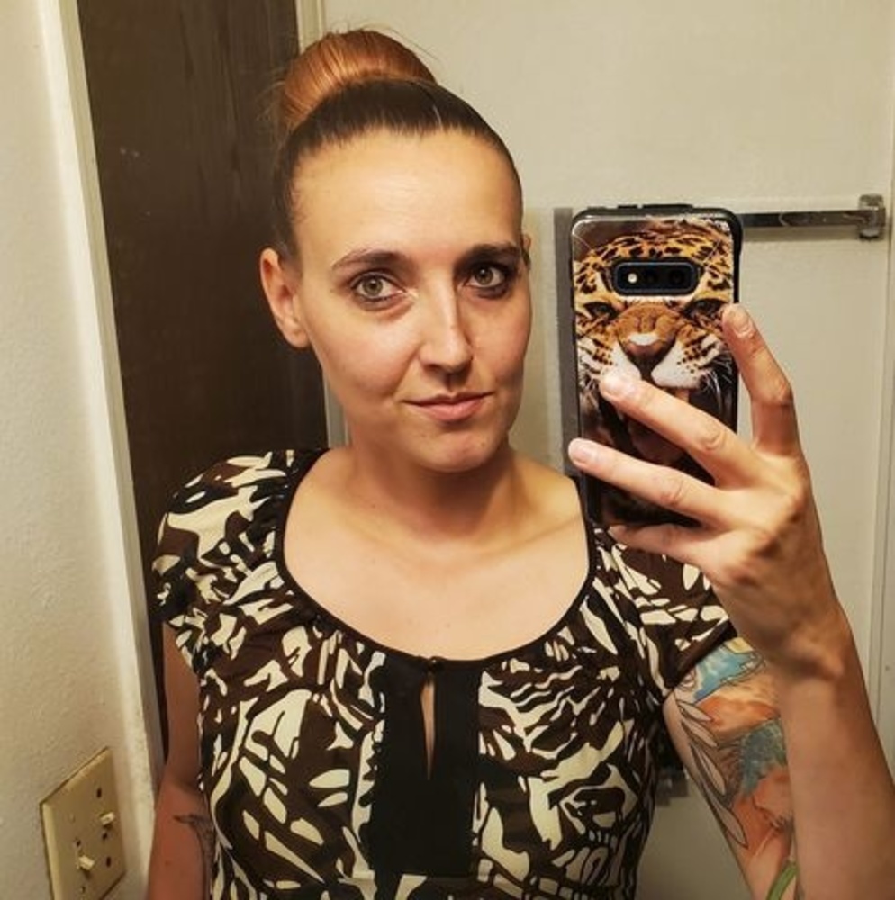 Meet your Posher, Ashley